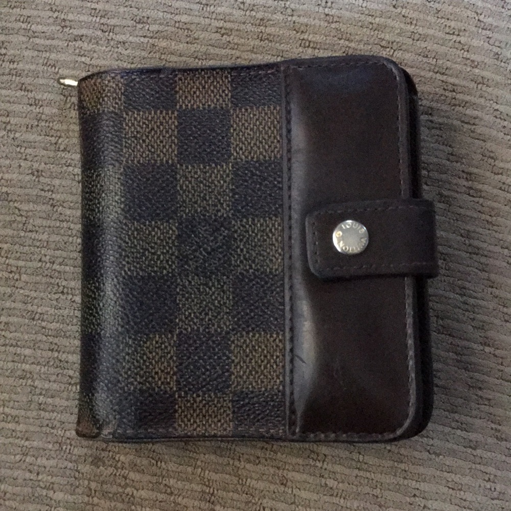 SALE✨LV damier ebene snap wallet